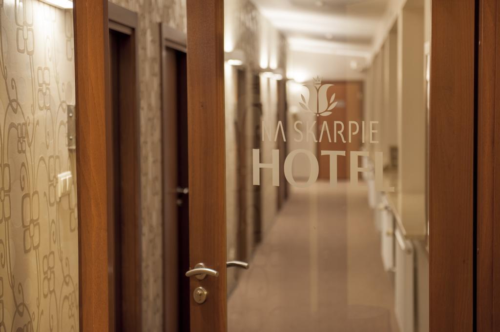 Hotel Na Skarpie - 哈日科维 外观 照片